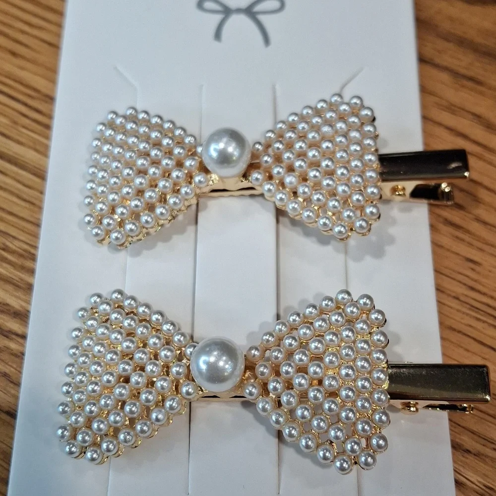 Pearl Bow Hair Clips